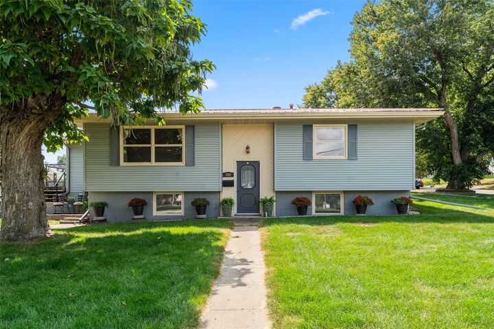 202 E 8th Street  Madrid IA 50156 photo