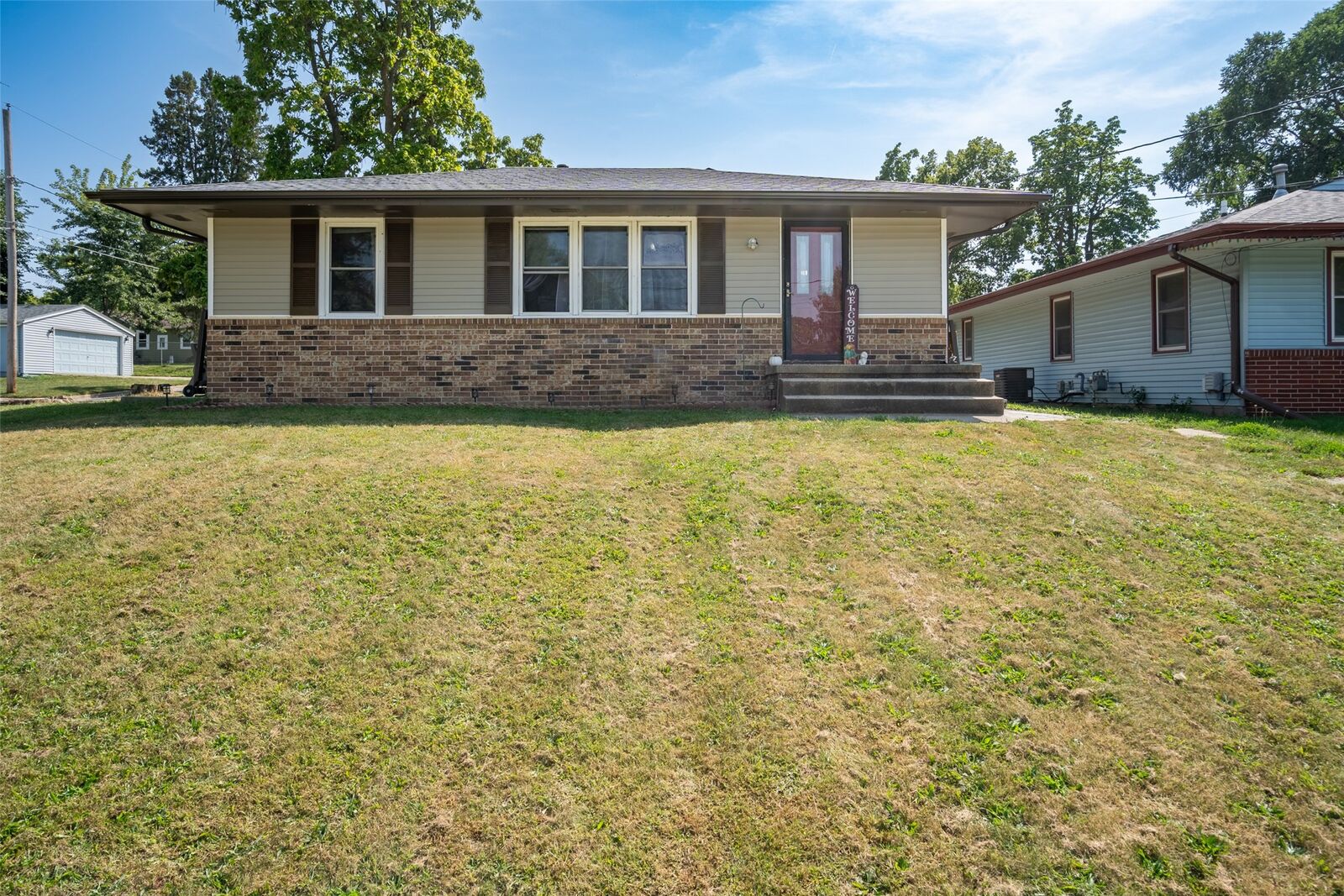 Property Photo:  243 Hart Avenue  IA 50315 