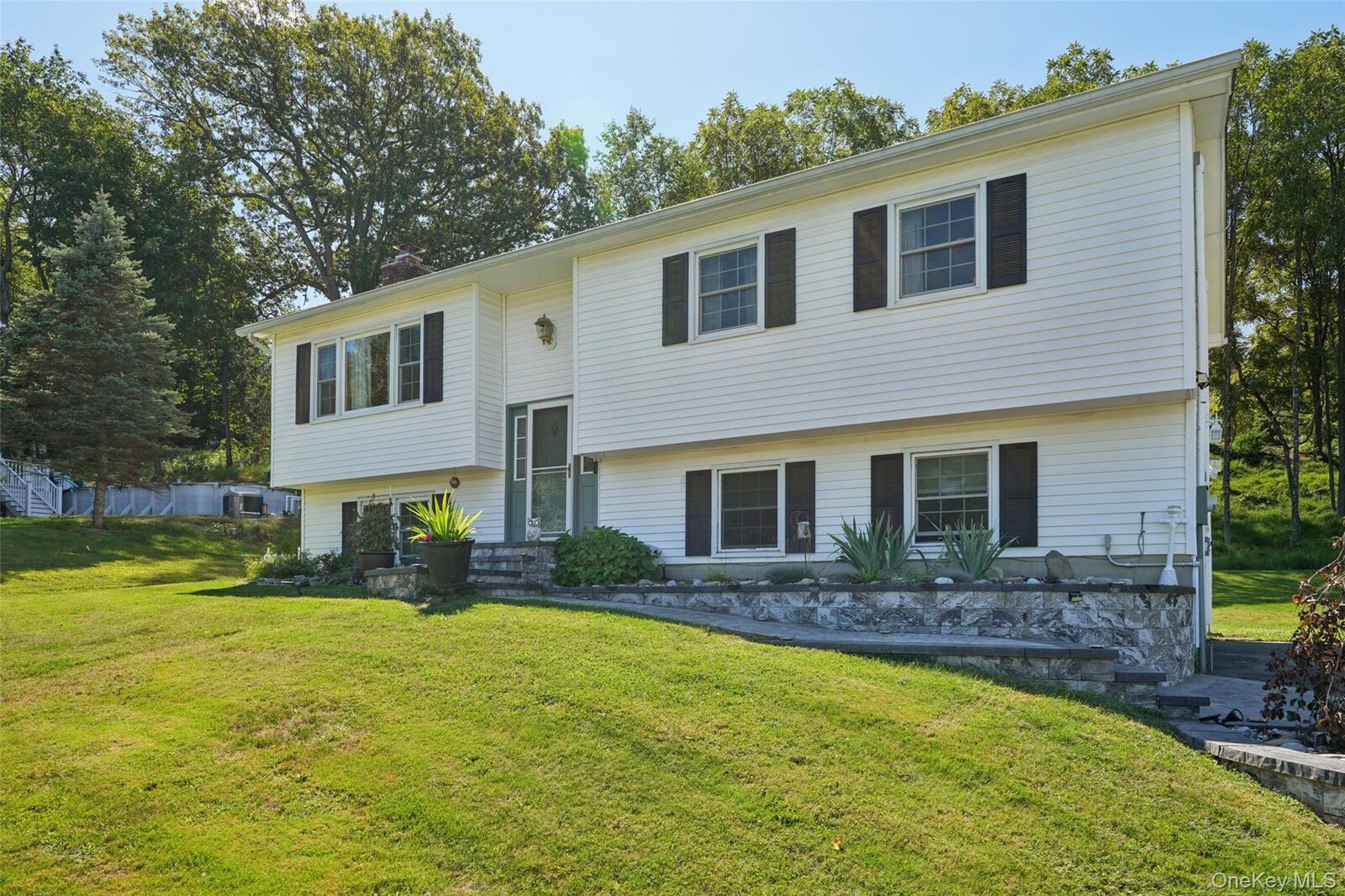 Property Photo: 12 Sturr Lane NY 10921