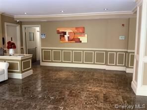 Property Photo:  16 Lake Street 7J  NY 10603 