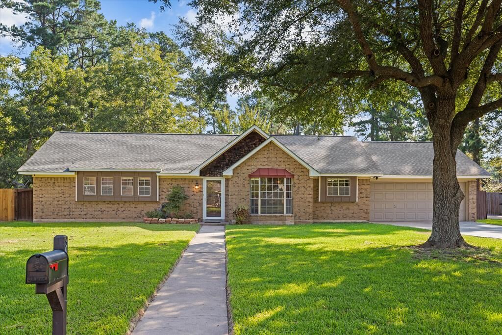 Property Photo:  8 Woodhue Court  TX 75904 