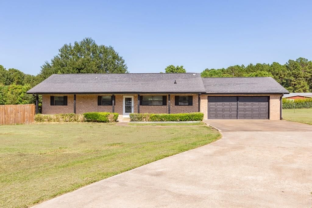Property Photo:  989 Hwy 69 South  TX 75949 