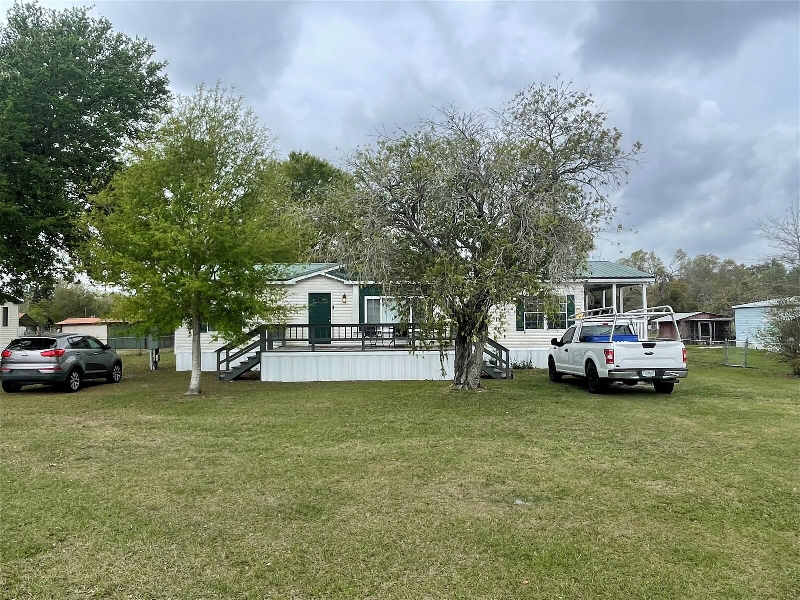 Property Photo:  365 Alturas Road  FL 33830 