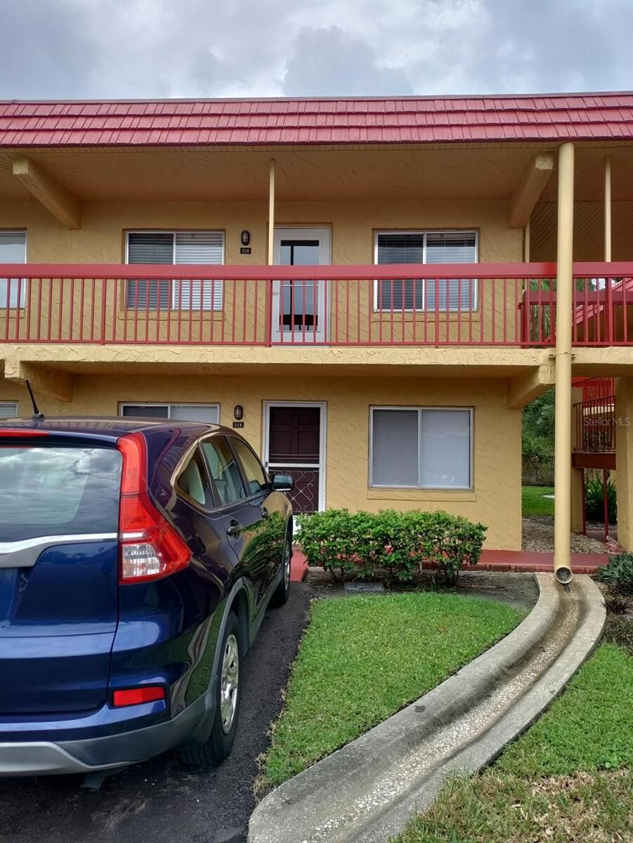 Property Photo:  400 El Camino 214  FL 33884 