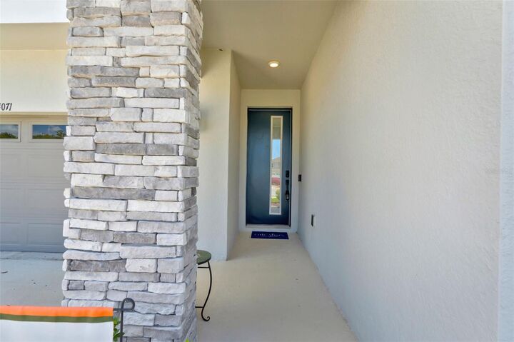 Property Photo:  4071 Southern Vista Loop  FL 34772 