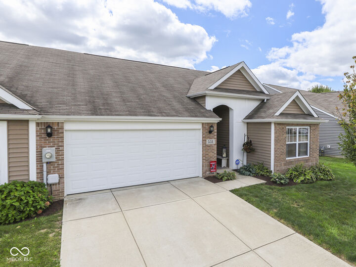 551 Greenwood Trace Drive  Whiteland IN 46184 photo