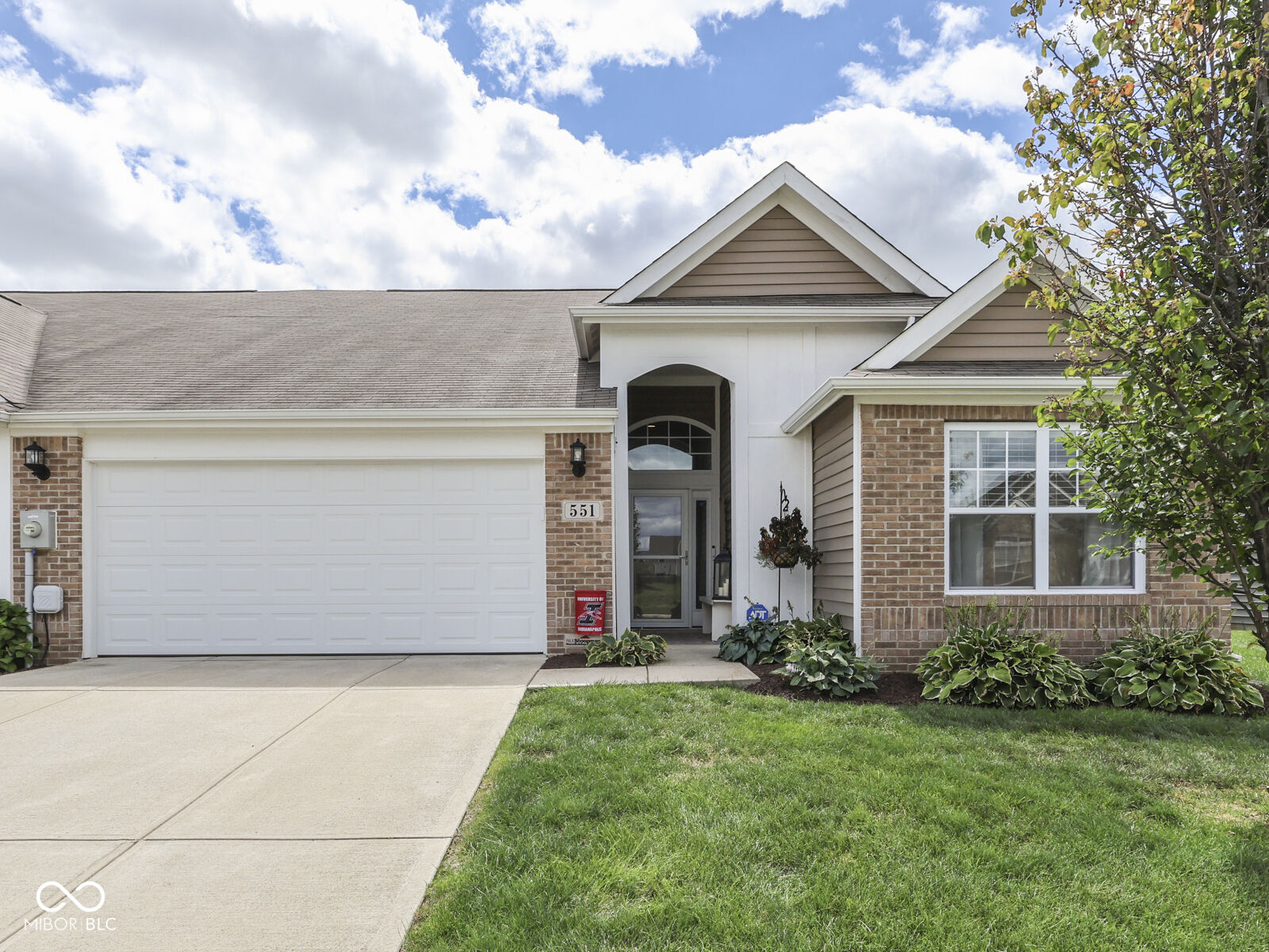Property Photo:  551 Greenwood Trace Drive  IN 46184 