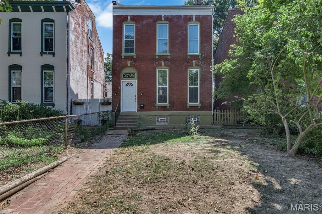 Property Photo:  2708 Indiana Avenue  MO 63118 