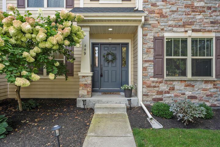 Property Photo: 449 Lake Bluff Dr WI 53066