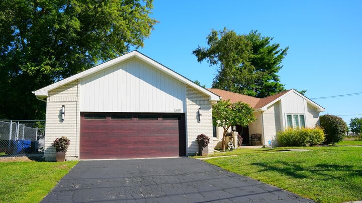 Property Photo:  4200 Washington Avenue  IL 60443 