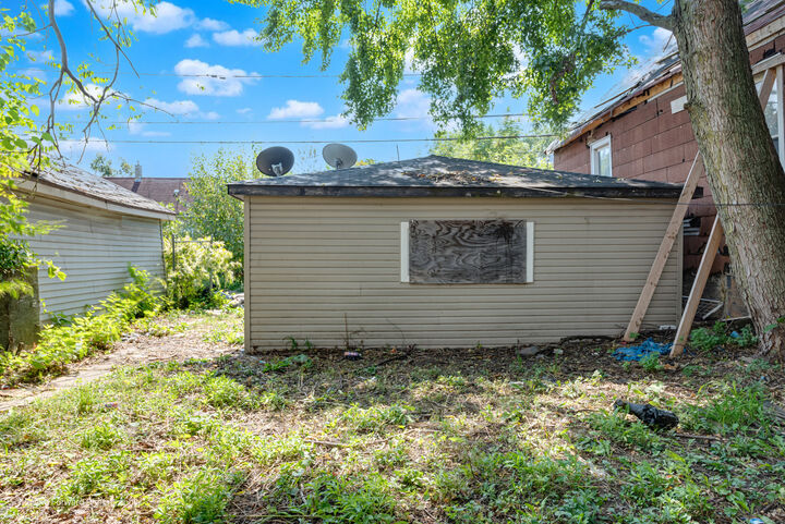 Property Photo: 209 W 117th Street IL 60628