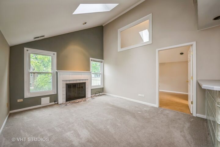 Property Photo:  1949 N Charter Point Drive 1949  IL 60004 