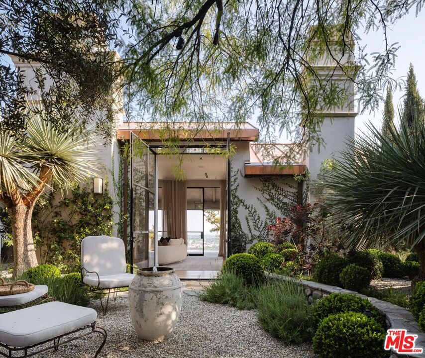 Property Photo: 9360 Readcrest Drive CA 90210