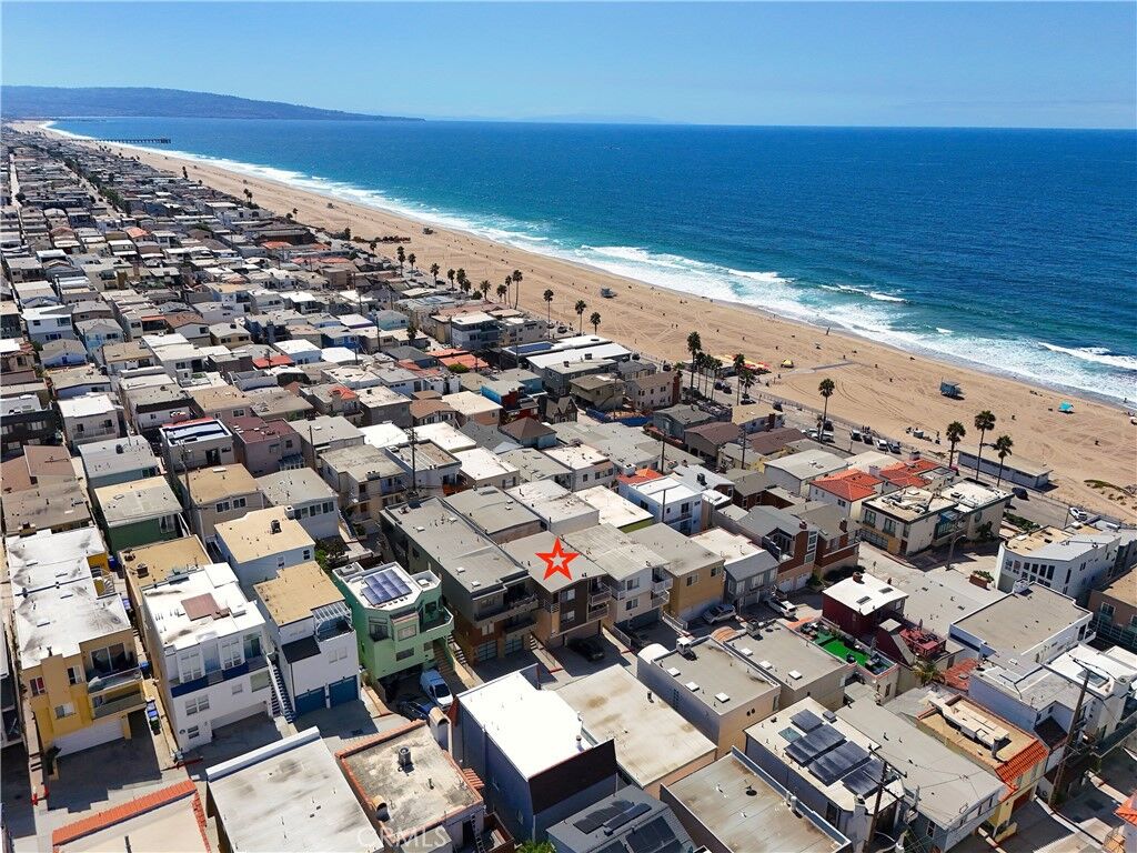 Property Photo: 200 43rd Street CA 90266