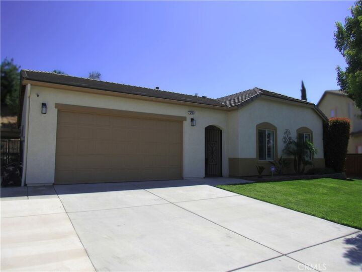 37151 Mulligan Dr.  Beaumont CA 92223 photo