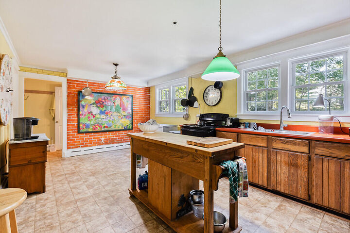 Property Photo: 28 First Rangeway ME 04901