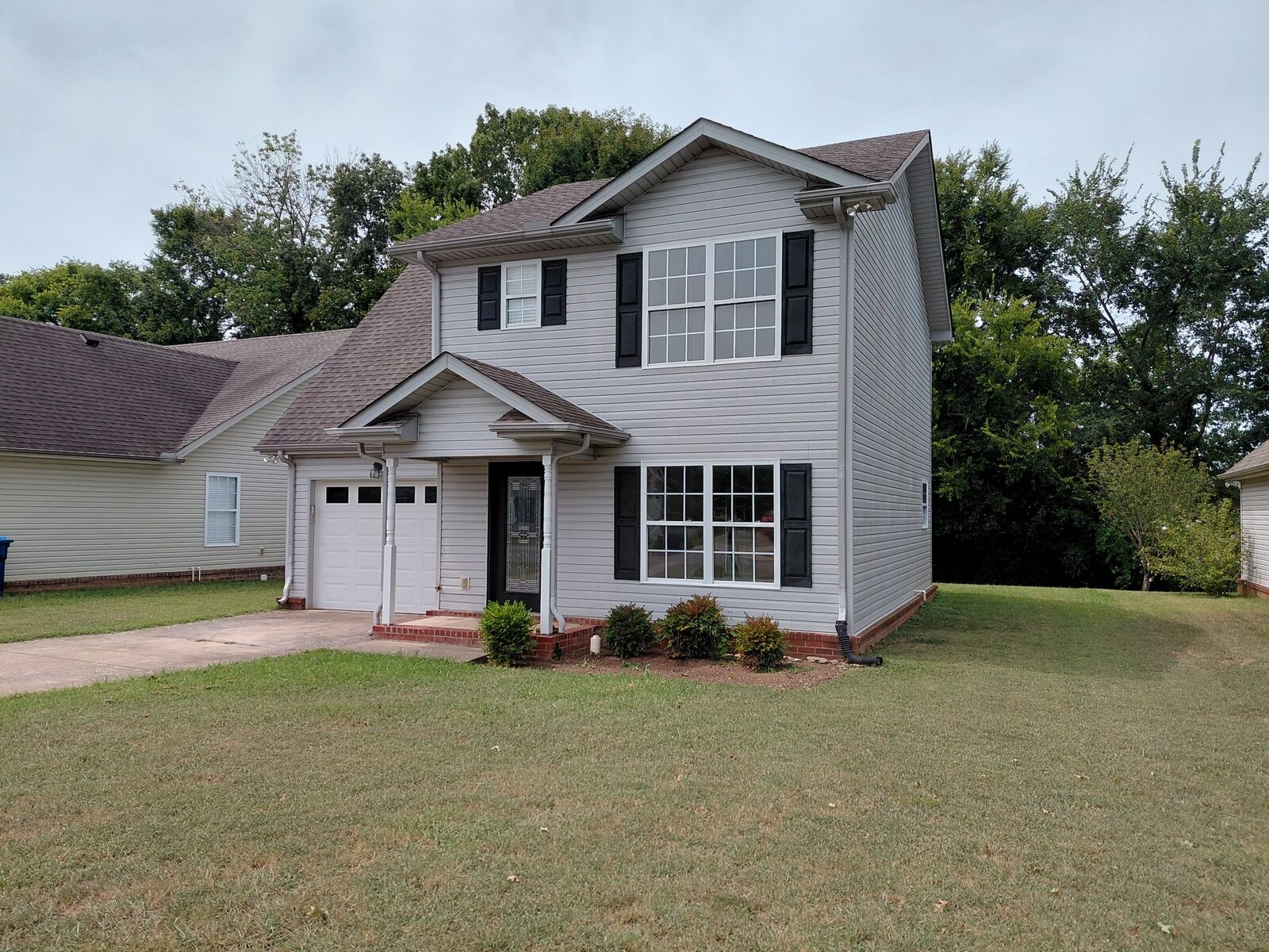 Property Photo:  2812 Painted Pony Dr  TN 37128 