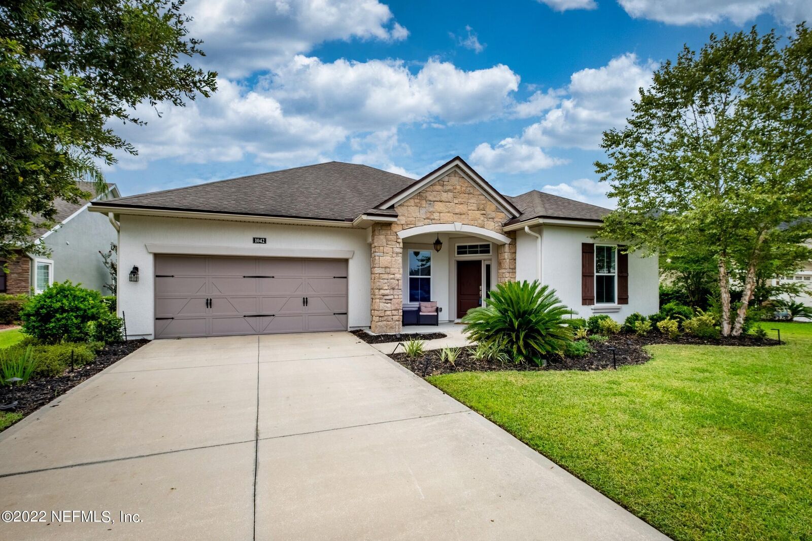 Property Photo: 1042 Southern Hills Drive FL 32065