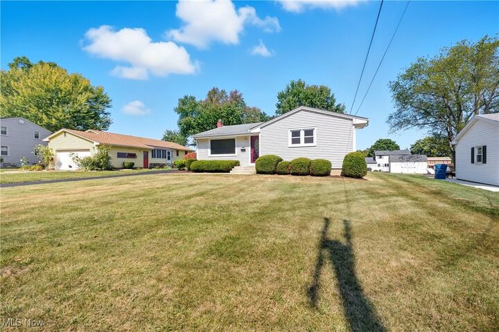 Property Photo:  8010 Sigle Lane  OH 44514 