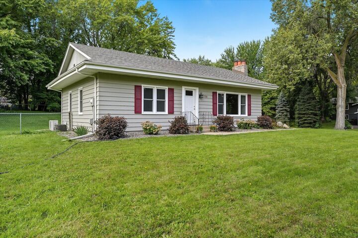 Property Photo: 2775 Lancaster Lane N MN 55441