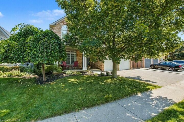 Property Photo:  4292 Sarazen Drive  ON L7M 4Y9 