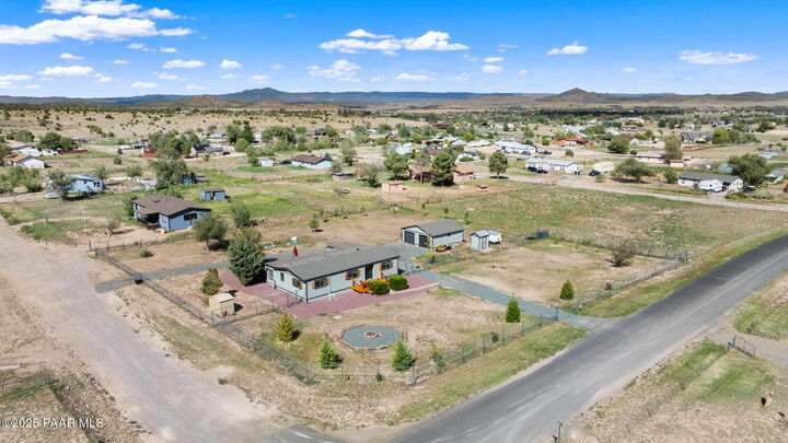 Property Photo: 2725 N Sioux Drive AZ 86323