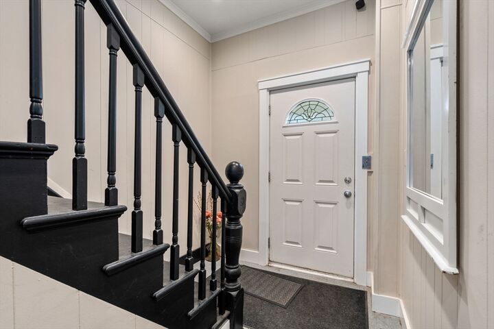 Property Photo:  32 Richardson St 1  MA 02145 