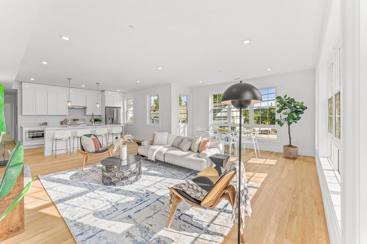 Property Photo:  272 Lincoln St 1B  MA 01752 