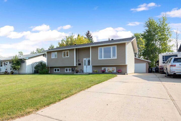 3 May Crescent  Fort McMurray AB T9H 1J8 photo
