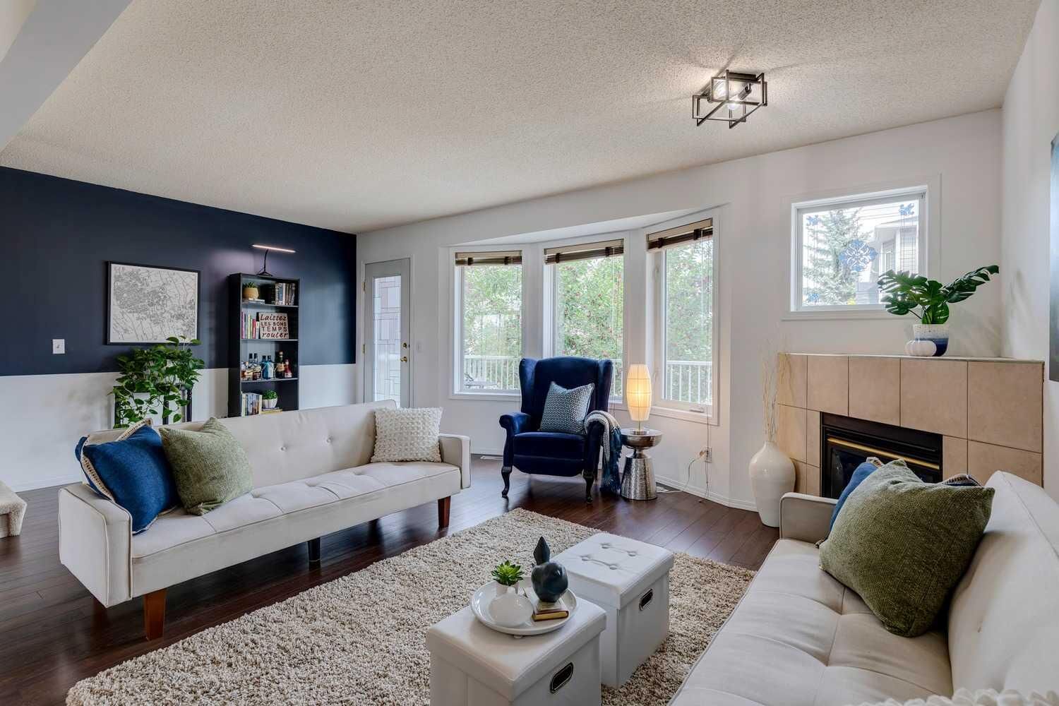 Property Photo:  396 Regal Park NE  AB T2E 0S6 