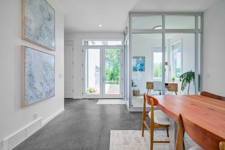 Property Photo:  24008 241 Avenue E  AB T1S 4B8