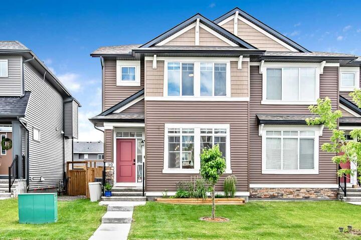 90 Wolf Gate  Okotoks AB T1S 5T9 photo