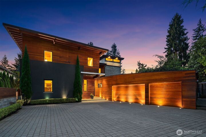 10314 SE 25th Street  Bellevue WA 98004 photo