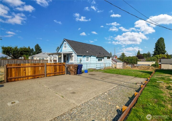 Property Photo: 3509 S Wilkeson Street WA 98418