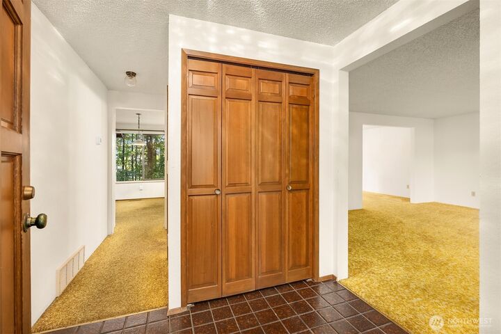 Property Photo: 14932 165th Place SE WA 98059