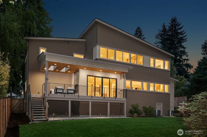 Property Photo:  2718 NE 90th Street  WA 98115 