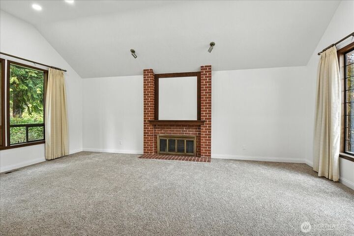 Property Photo:  15026  62nd Avenue W  WA 98026 
