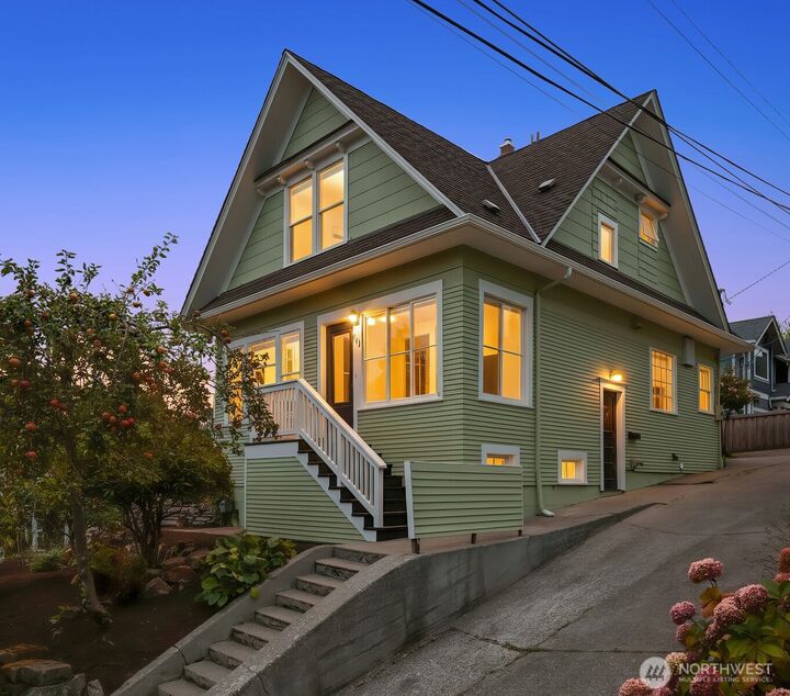 Property Photo: 311 W Smith Street WA 98119