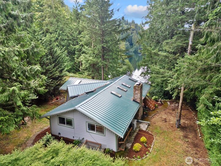 Property Photo:  37203 W Lake Walker  WA 98022 