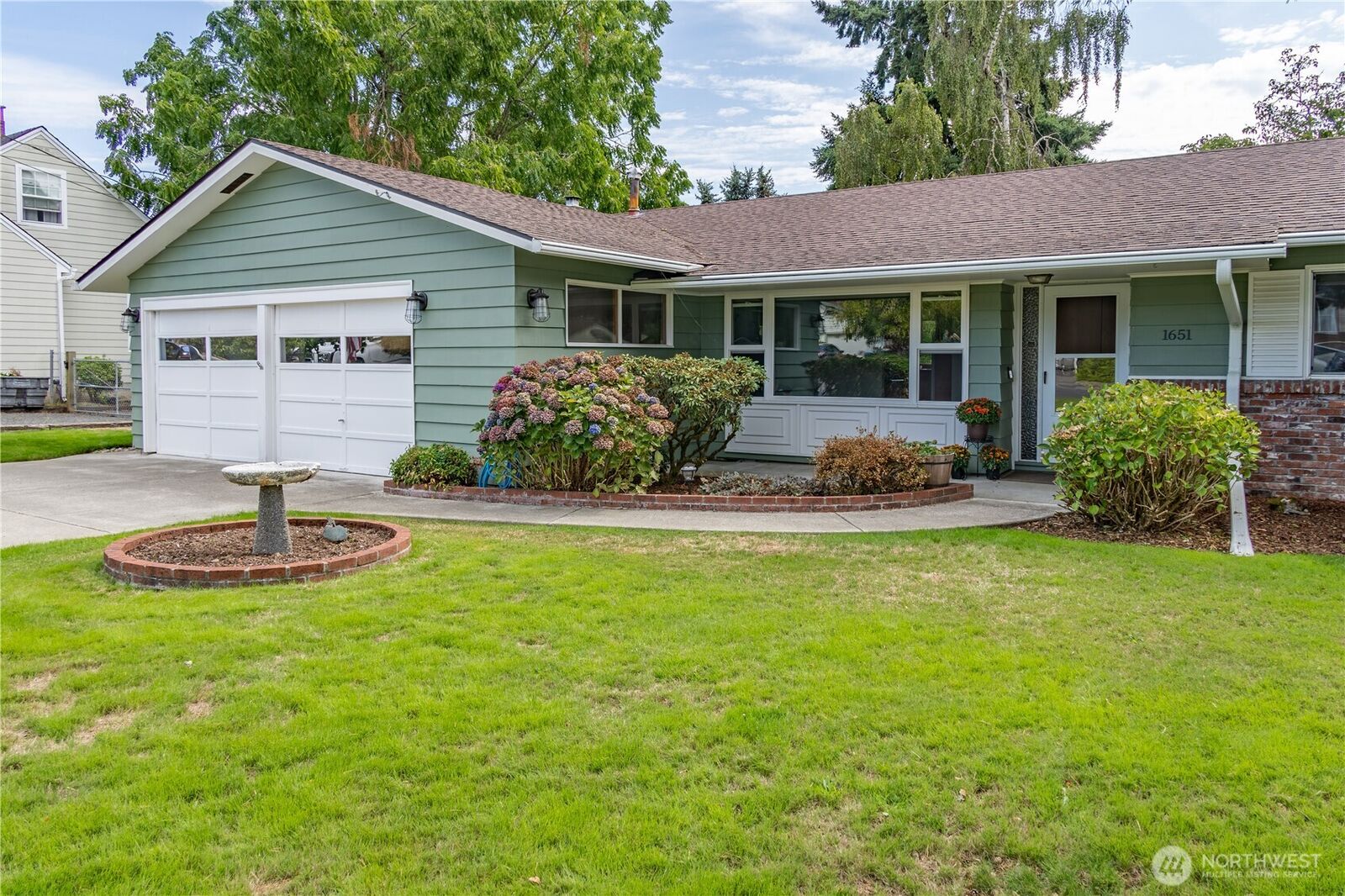 Property Photo: 1651 SW Snively Avenue WA 98532