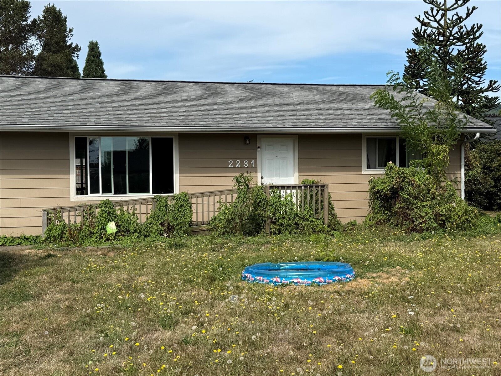 Property Photo: 2231 46th Avenue WA 98632