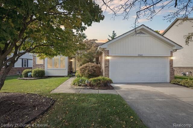 2562 Woodmont Drive E  Canton Twp MI 48188 photo