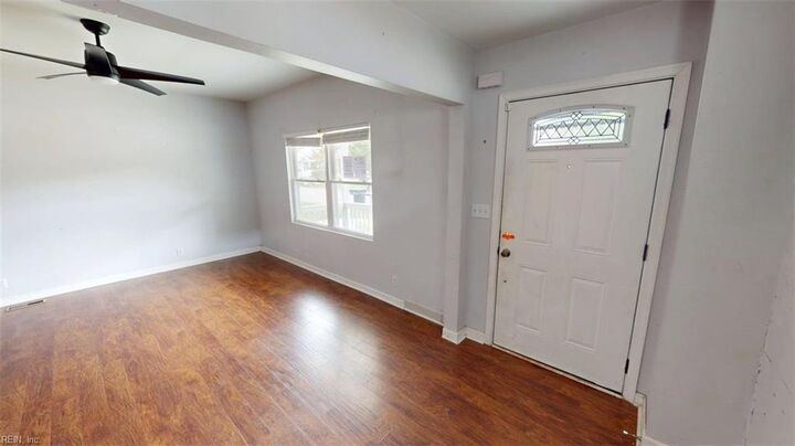 Property Photo:  35 W Virginia Ave  VA 23663 