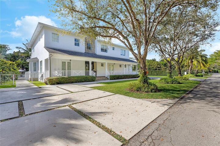 Property Photo:  9460 SW 69th Ave  FL 33156 