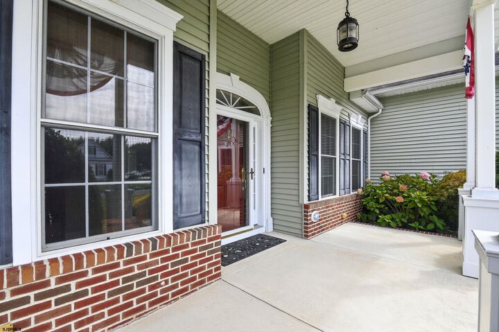 Property Photo:  2 Glen Aire Dr  NJ 08234 