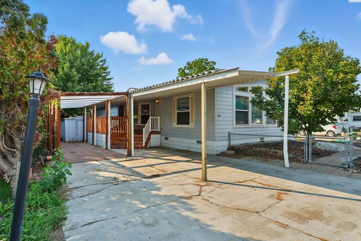 700 Rd 32 216  Pasco WA 99301 photo