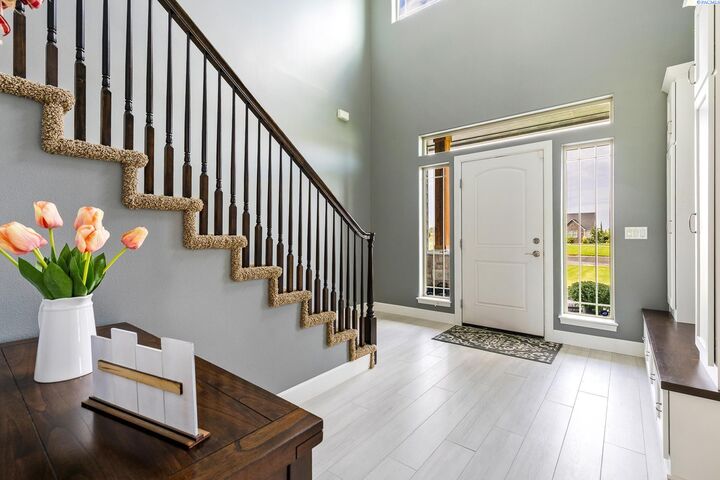 Property Photo: 16409 S Lanell Drive WA 99350