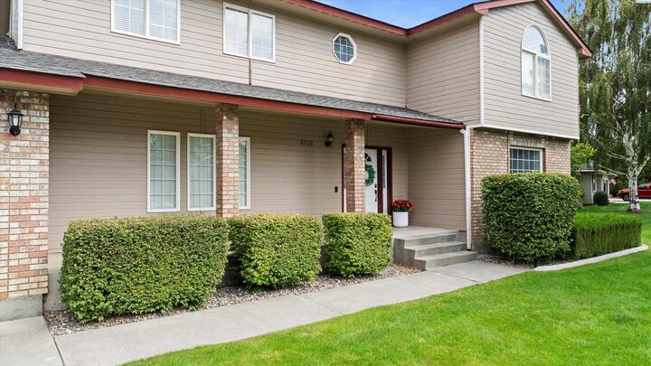 Property Photo: 6730 W 9th Ave WA 99336