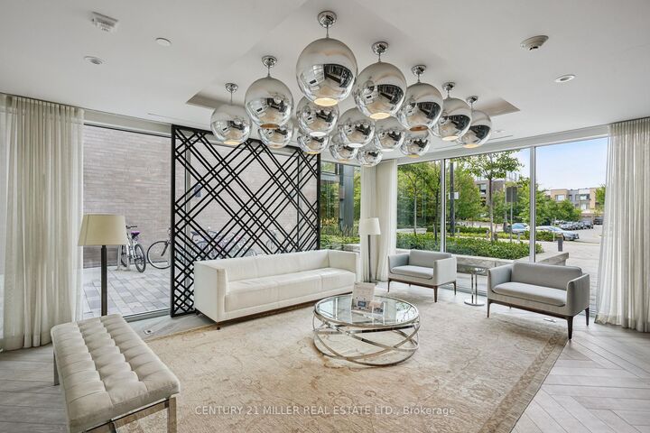 Photo de la propriété:  168 Sabina Drive 306  ON L6H 0W5