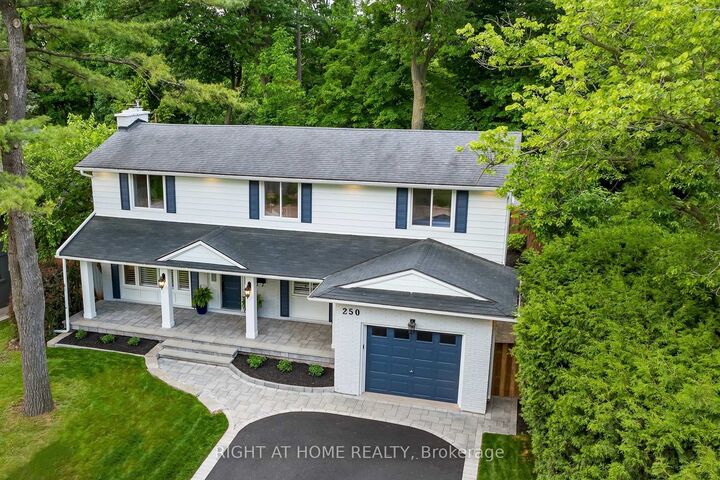 Property Photo:  250 Linwood Crescent  ON L7L 4A1 